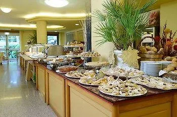 Oasis Appart hôtel 2*