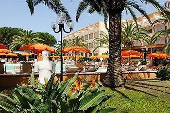 Ξενοδοχείο με διαμερίσματα Oasis 2*