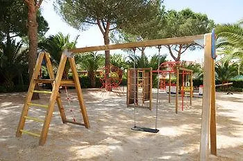 Ξενοδοχείο με διαμερίσματα Oasis 2*