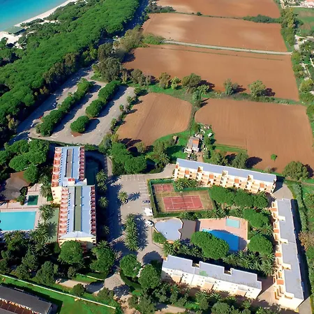 Oasis Aparthotel 2*