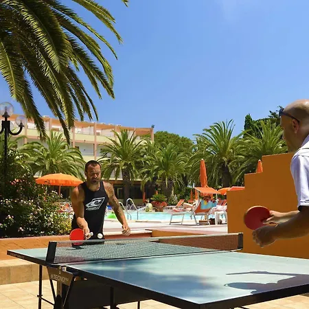 Oasis Ξενοδοχείο με διαμερίσματα 2*