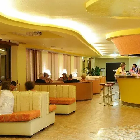 Oasis Ξενοδοχείο με διαμερίσματα